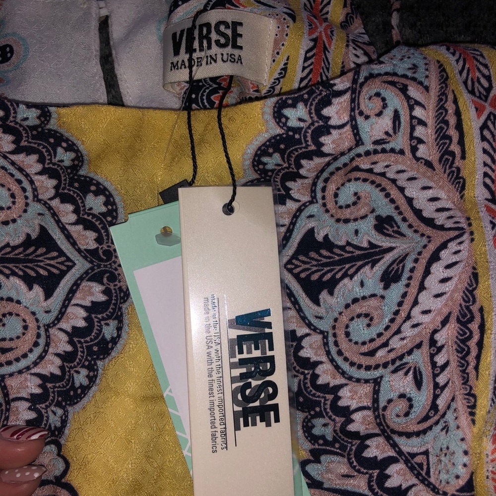 Stitch Fix Box - Picture 6 of 8